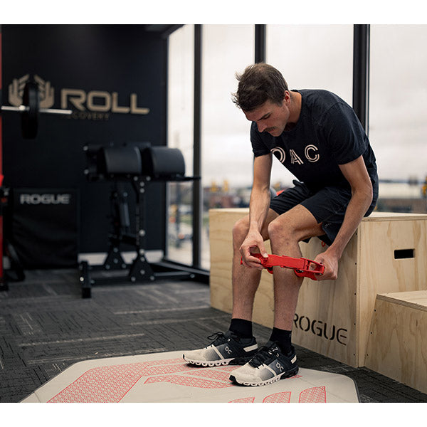 ROLL Recovery R8 Plus Muscle Roller - Image 9